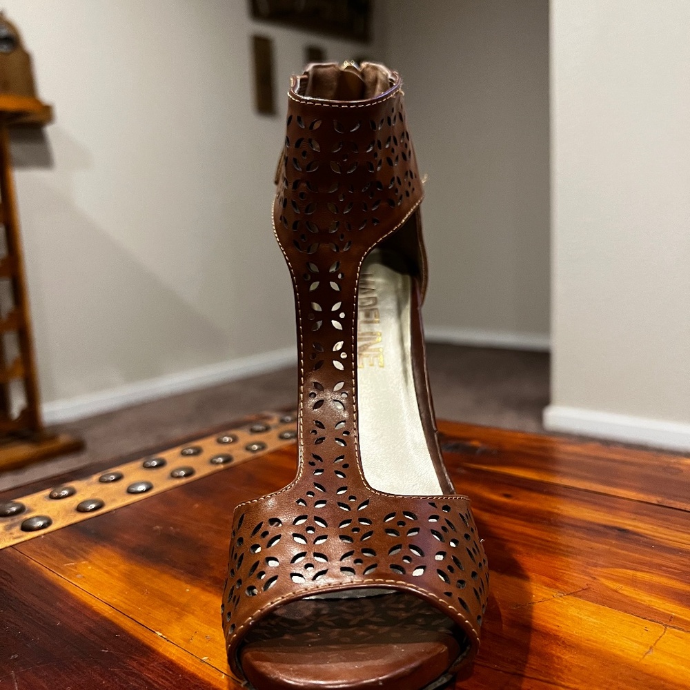 Sandal Heels
